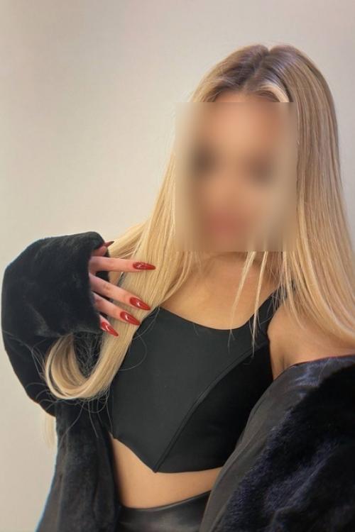 Ева, 25